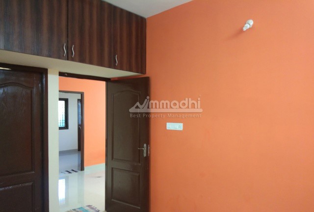 Flat at Pallikaranai