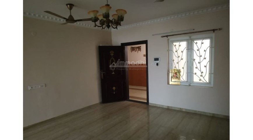 Flat at Vadavalli