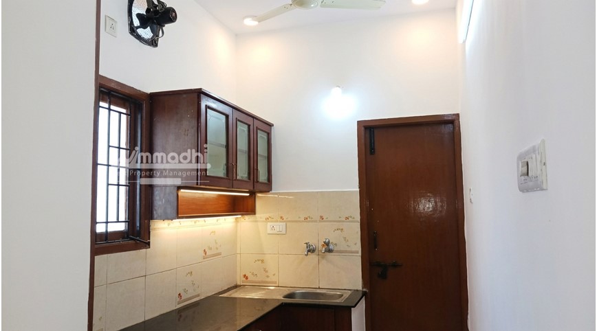 Dwarkamaye apartment