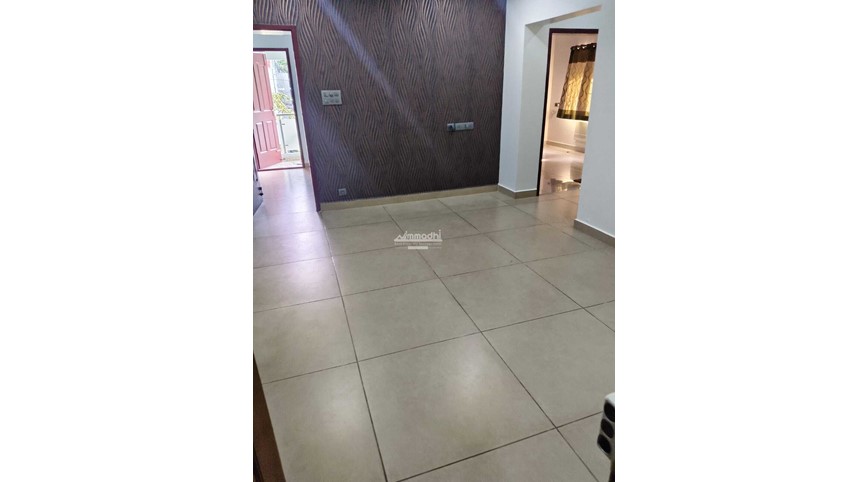 Santha Apartment