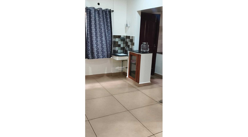 Santha Apartment